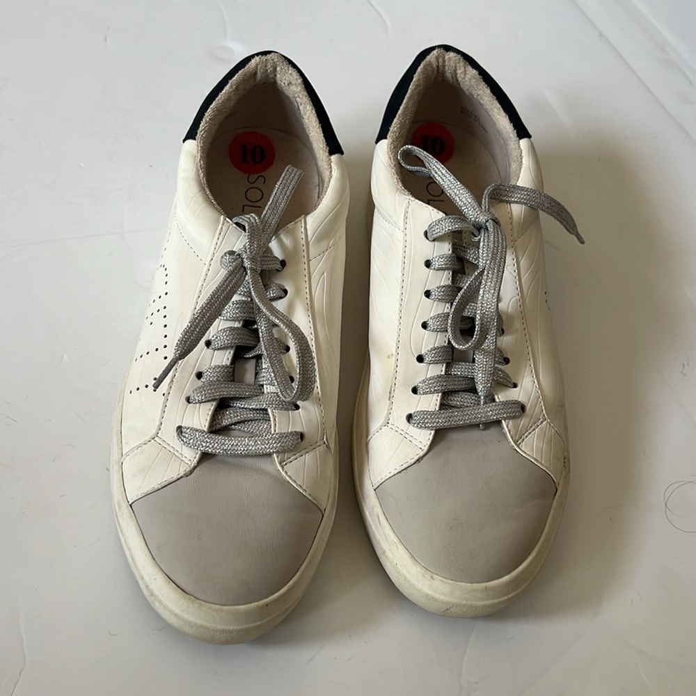 Sole Society Terlana White Leather with Gray Sneakers W/Metallic Laces
